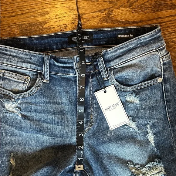 NWT Judy Blue Distressed Boyfriend Jeans medium wash size 27/5 - Picture 7 of 10